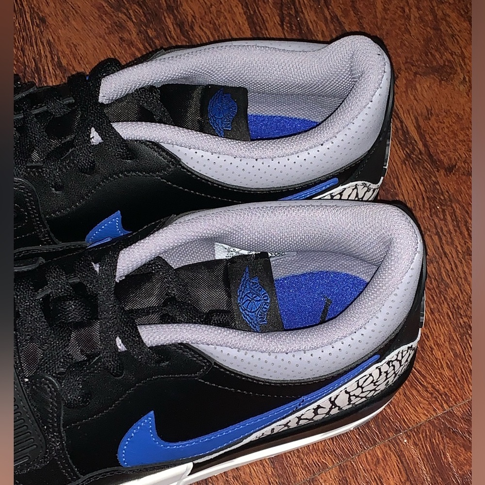 Jordan 321 size 11 - Picture 5 of 16